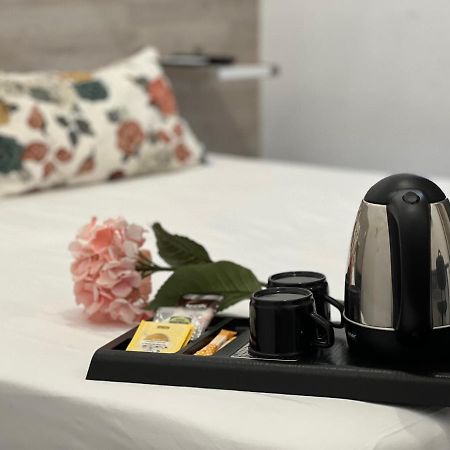 Hostal Rias Bajas Madryt Zewnętrze zdjęcie