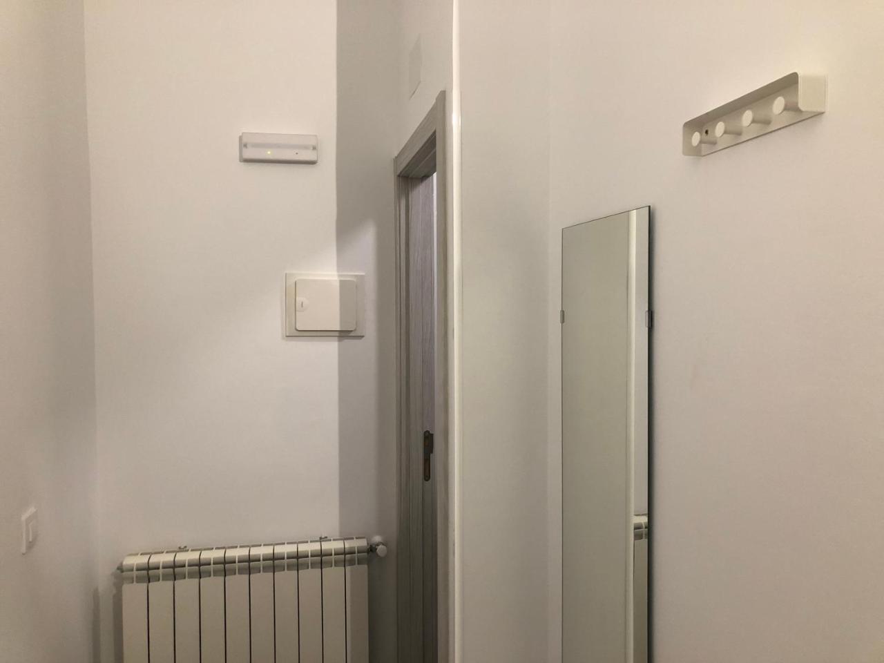 Hostal Rias Bajas Madryt Zewnętrze zdjęcie