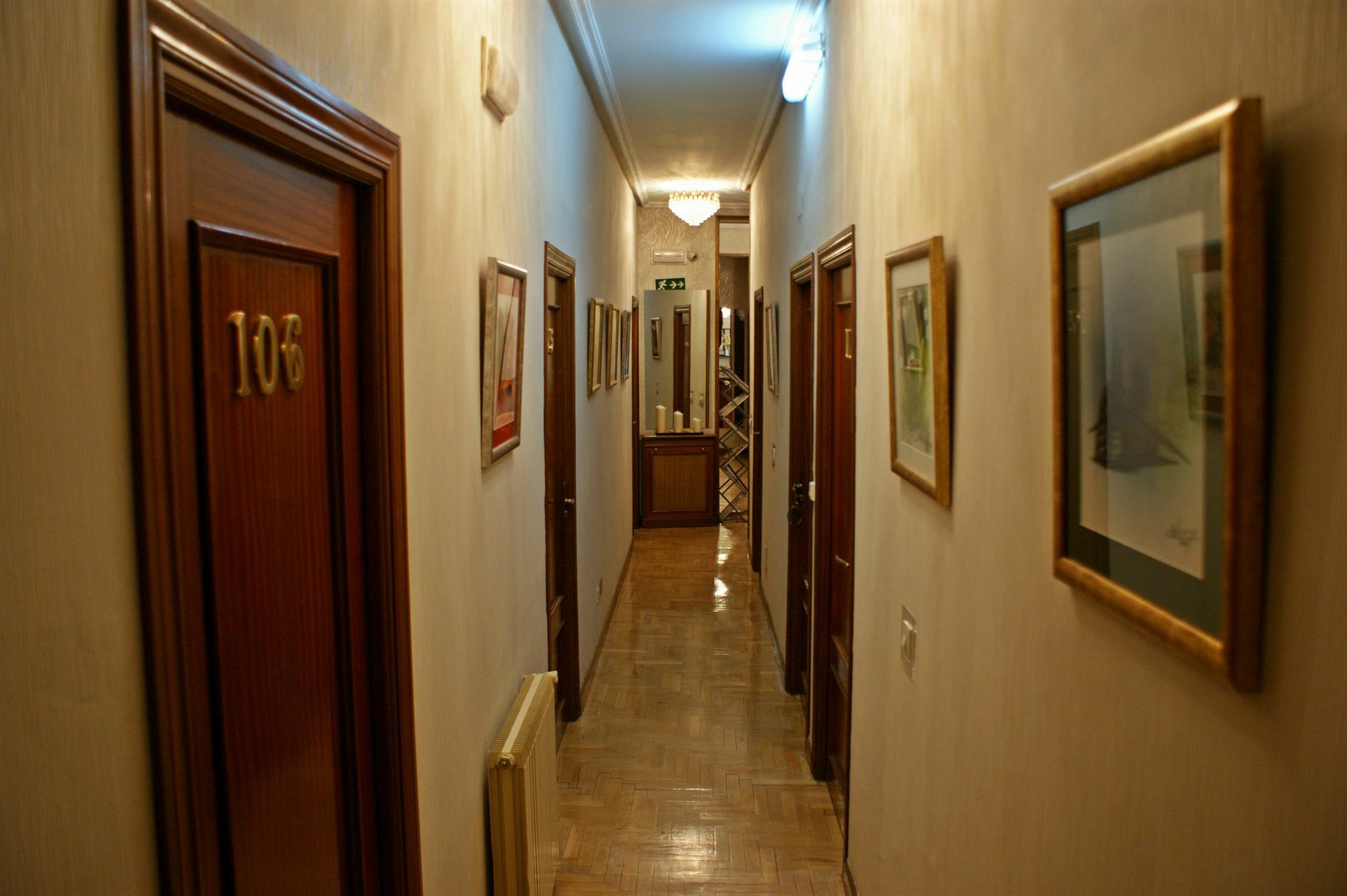 Hostal Rias Bajas Madryt Zewnętrze zdjęcie